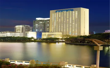 Xiamen Airlines Lakeside Hotel