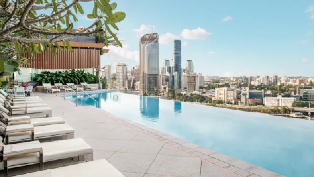 チャーチ　ブリスベン　3都市 0100g12000g2m8w4y3677_D_760_50