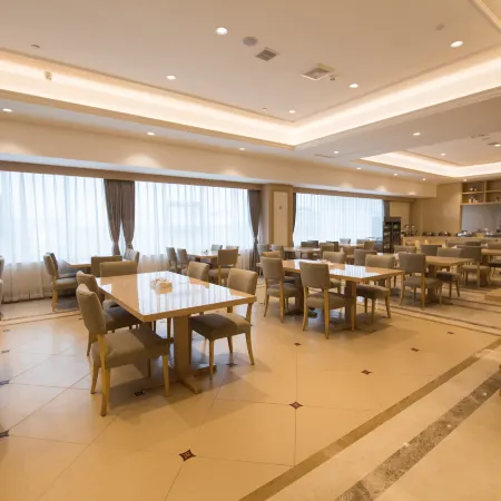 Vienna International Hotel (Dazhu Jinlimei Plaza)