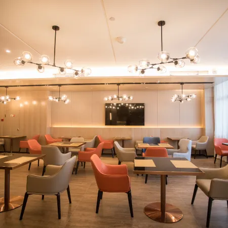 Echarm Hotel (Lujiang Zhouyu Avenue)