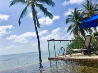 Royal Beach Boutique Resort & Spa Koh Samui Hotel in zona Guan-Yu Koh Samui Shrine