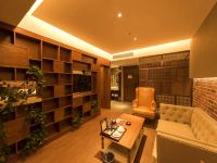 喆啡酒店(天津火车站金狮桥地铁站店) - 啡凡家庭套房
