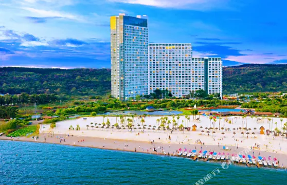 撫仙湖君臨假日酒店