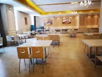 Vienna Hotel(Taihe Baitai Xingma international store) - breakfast