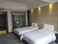 珠海华策酒店 - 标准双床房