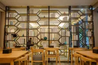 Yuehai Junyi Hotel (Yongkang Lizhou North Road)