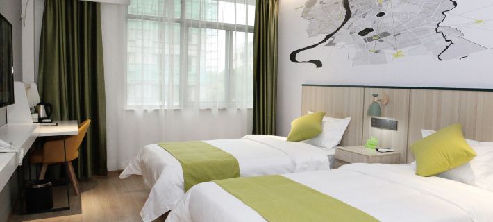 Vatica Hotel(An Qing Wuyue Guangchang BoAi YiYuan Dian) Hotels in Anqing