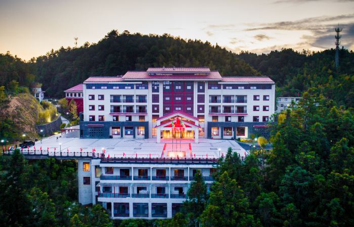 Lingyun Hotel