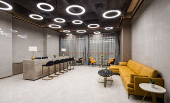 IN CITY HOTEL(MEIZHOU WANDA)