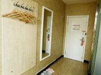 7天酒店(郑州齐礼阎地铁站郑密路店) - 商务双床房