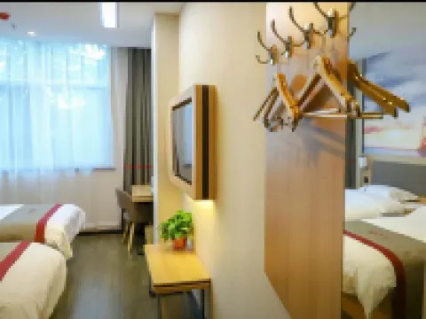 Youjia fashion boutique hotel Hotel di Xinjiang