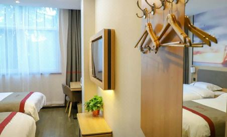 Youjia fashion boutique hotel - Housity