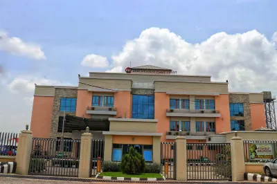 Best Western Plus by Bayse-Ltd Hotel di Ibadan