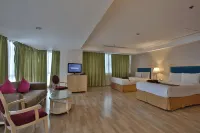 Crown Regency Hotel & Towers