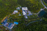 Ever-Joy Muxin Xiangcun Hotel Hotel di Kuil Dajue-Yun Lake scenic area