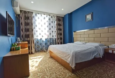 Jixi Huihuang Rixiu Fashion Hotel Hotels near Heavenly Church