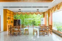 雲谷泳池全景飯店（龍脊梯田金佛頂觀景台店） - 酒店式公寓