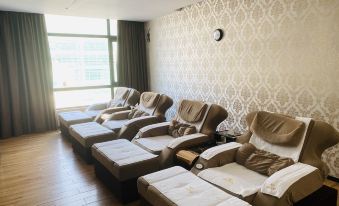 Blue Ocean Hotel (Maoming Dianbai Diancheng Branch)