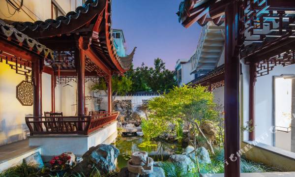 Qiu Inn (Suzhou Pingjiang Road Humble Administrator's Garden)