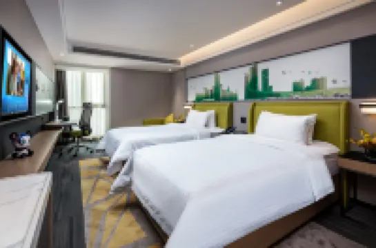 แฮมป์ตัน บาย ฮิลตัน หลูหยาง เหอเฟย