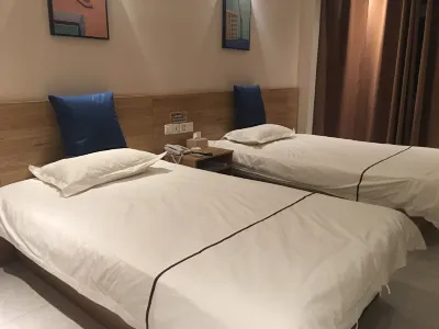 야위 호텔 싱하이 온천 수영장 주변 호텔