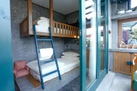 Hengdian Liuxi Youth Hotel