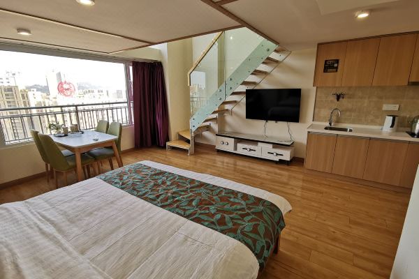 青岛时光loft精选度假公寓(2号店)