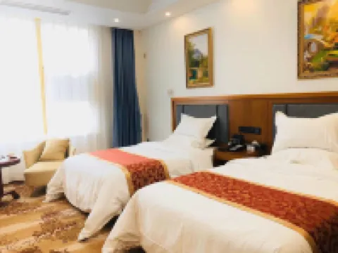 Weishi Fuyuan International Hotel Hotels in Weishi