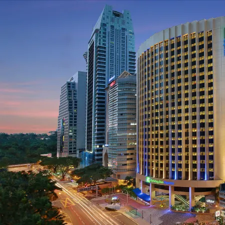 Holiday Inn Express Kuala Lumpur City Centre, an IHG Hotel Отели рядом с достопримечательностью «Башня KL Tower»