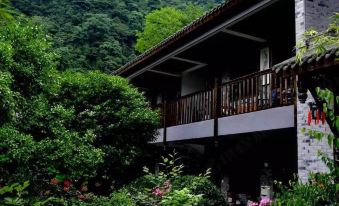 Qingcheng Mountain Yiyuanju Bieyuan Hostel