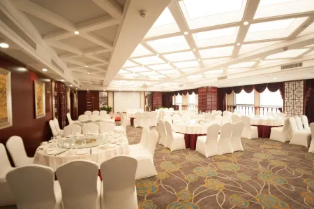 New Cooperation International Hotel