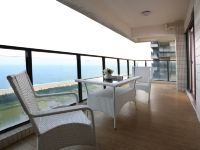一号海湾度假公寓(海陵岛保利银滩店) - 270度超大阳台海景双床家庭房