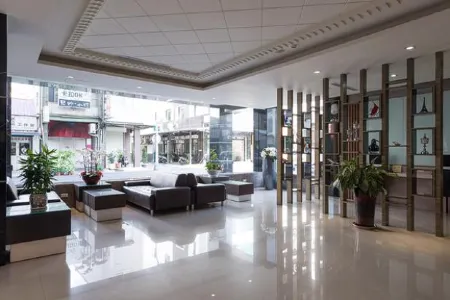 Paris Hotel Отели рядом с достопримечательностью «Yicheng Guandi Temple»