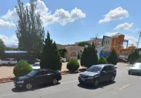 Alxa Guest House - Parkering