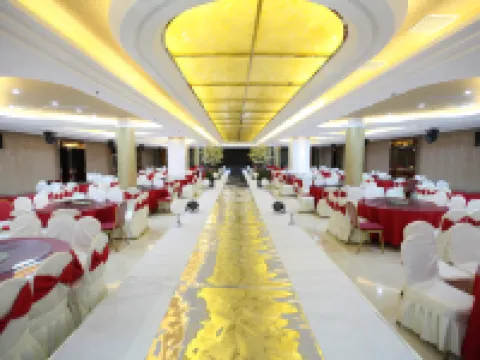 Xintianfu International Hotel Hotels in Wangqing