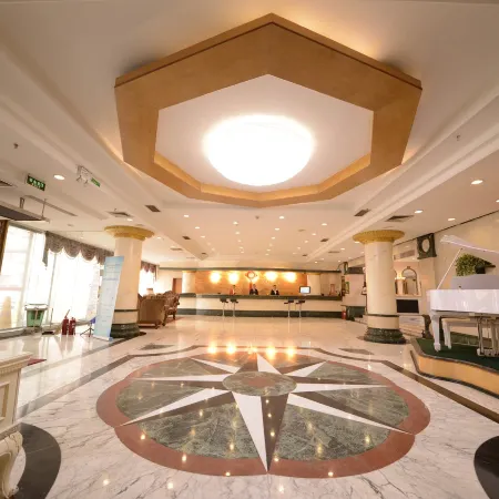 Harbin Gangcheng Hotel (Engineering University Subway Station) Отели рядом с достопримечательностью «Хэйлунцзян Инженерный институт»