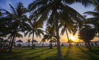 Romantic Coast Resort Maoming