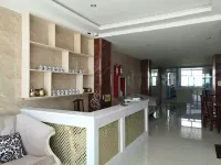 West Coast Holiday Hotel