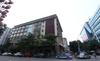 Foshan Hefeng Holiday Hotel (Gaoming Wal-Mart)