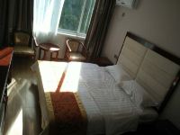 喀喇沁左翼圣懿隆宾馆 - 大床房