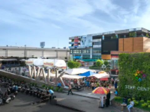 スター コンベンション ホテル ラヨーンのホテル