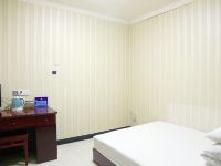 北京兴鲁通达宾馆 - 标准大床房