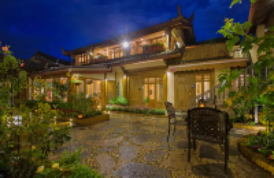 聽花堂私人花園客棧（麗江蝶語店） 麗江酒店