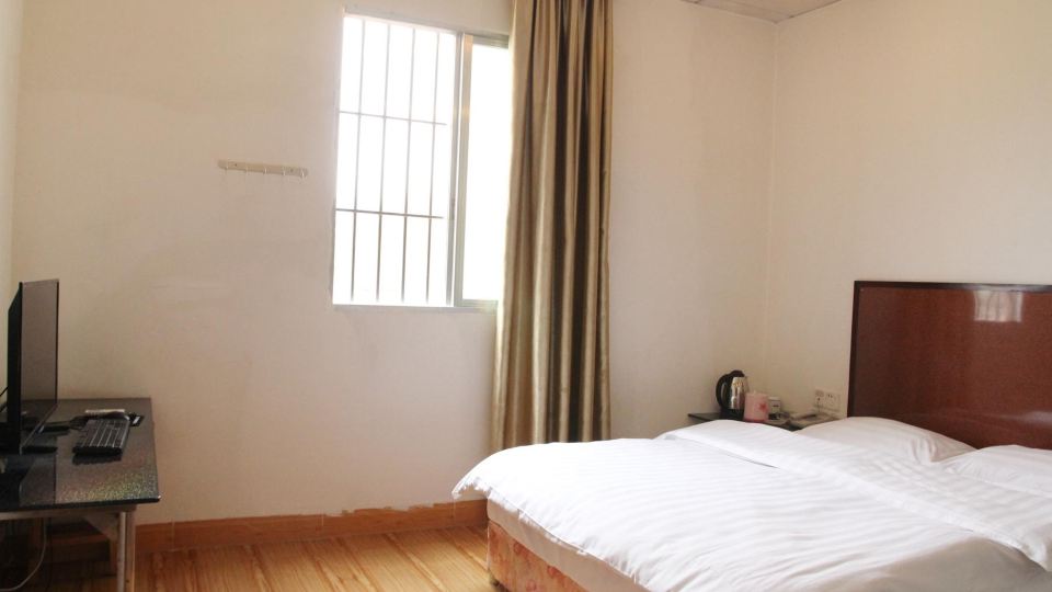 Dongxuan Lvye Hotel
