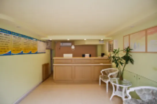 廬江樂家エコノミーホテル