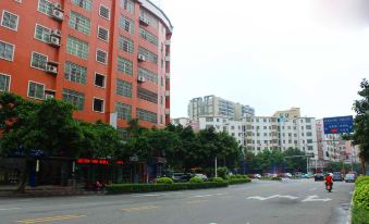 Qingyuan New Era Business Hotel