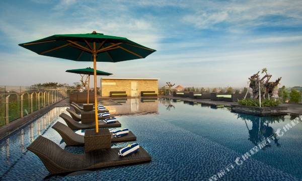 Sovereign Bali Hotel