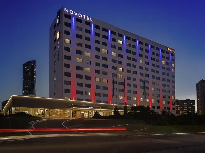 Novotel Wroclaw Centrum Hotel dekat Hydropolis