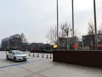Apollo Hotel - parking