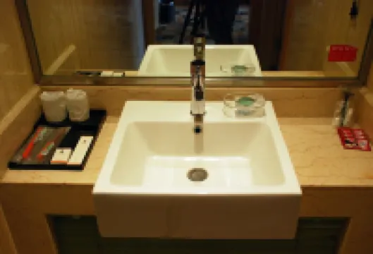 โรงแรมคุนหลุน หมู่ตันเจียง (ถนนคนเดินสถานีรถไฟ)